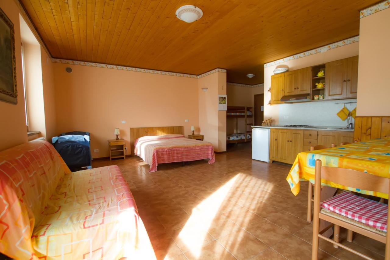 Guest House Il Nido Dello Svasso -Foresteria Lombarda- 索里科 外观 照片